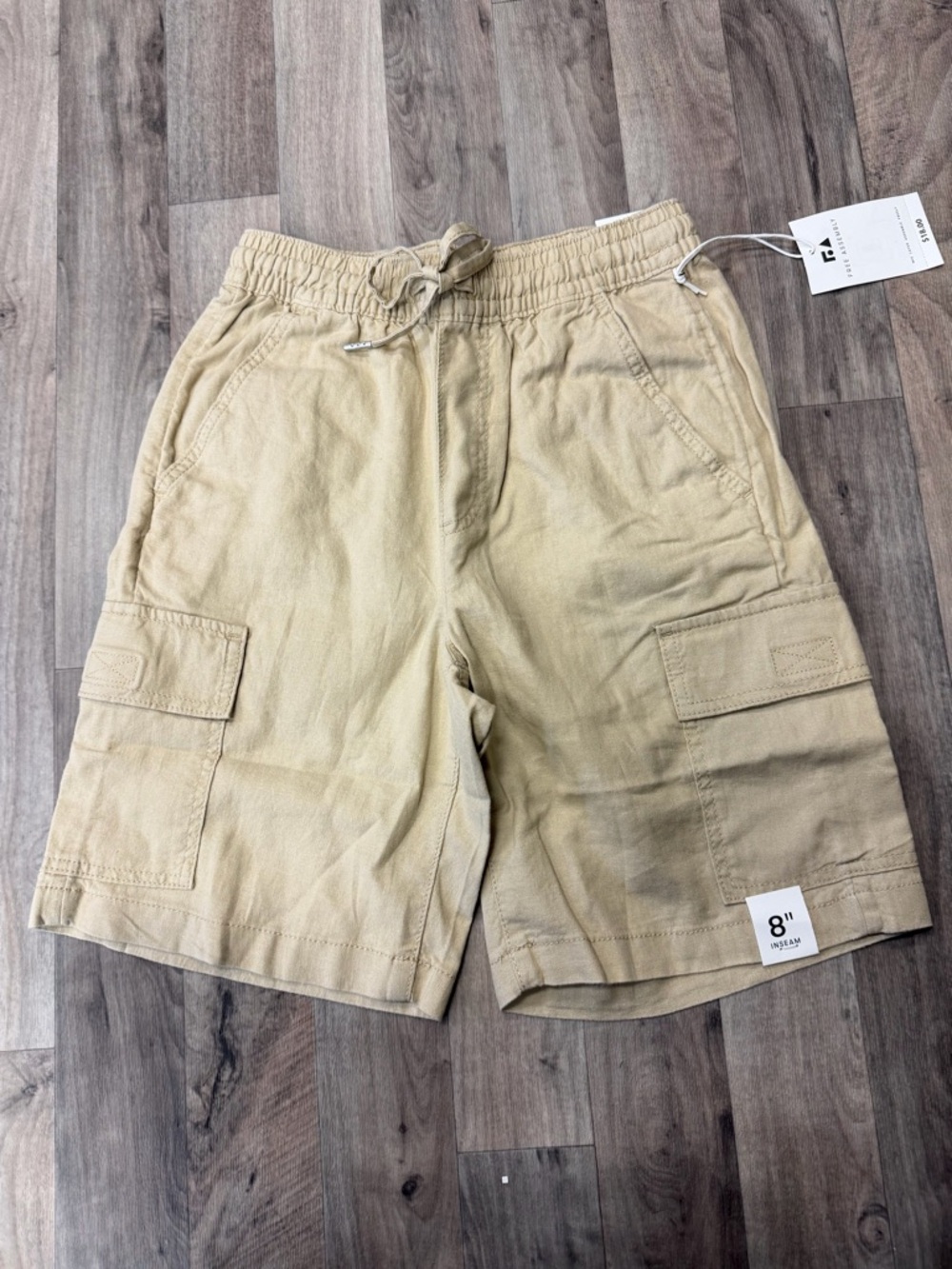 Free Assembly Cargo Shorts | Men’s XS | NWT | 8”‎ Inseam | Beige Neutral